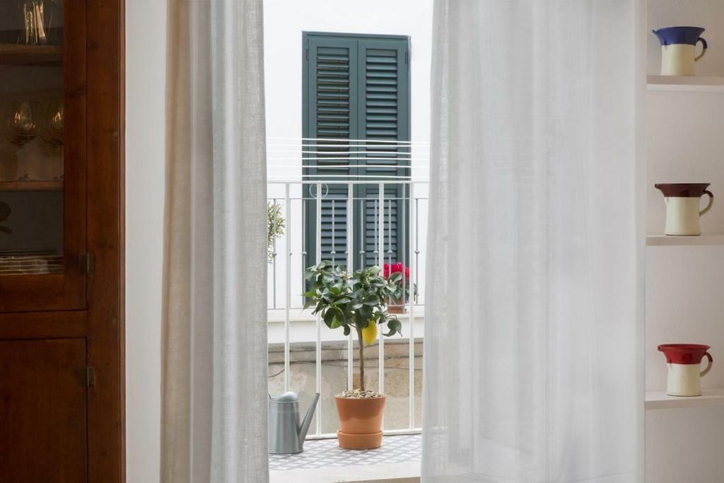 Allure 84 - Little Gem In The Heart Of The Old Town Polignano a Mare Bagian luar foto